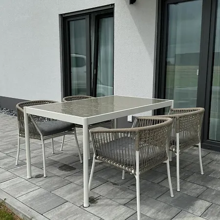 Apartment Studio I Whirlpool I Naehe Zu Wertheim Village Und Golfanlage I Netflix I An Der A3 Marktheidenfeld